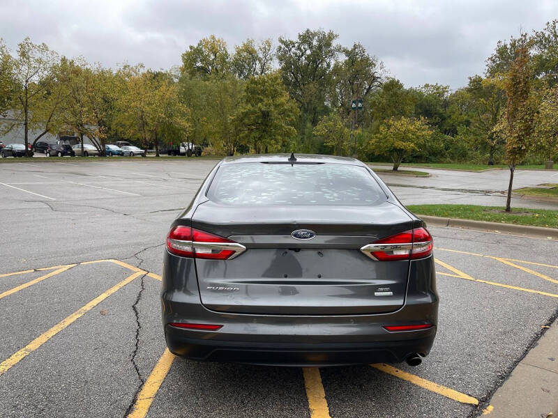 2020 Ford Fusion SE