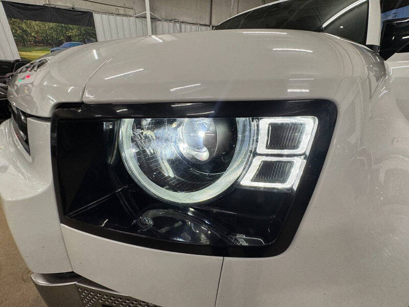 2023 Land Rover Defender 130 First Edition