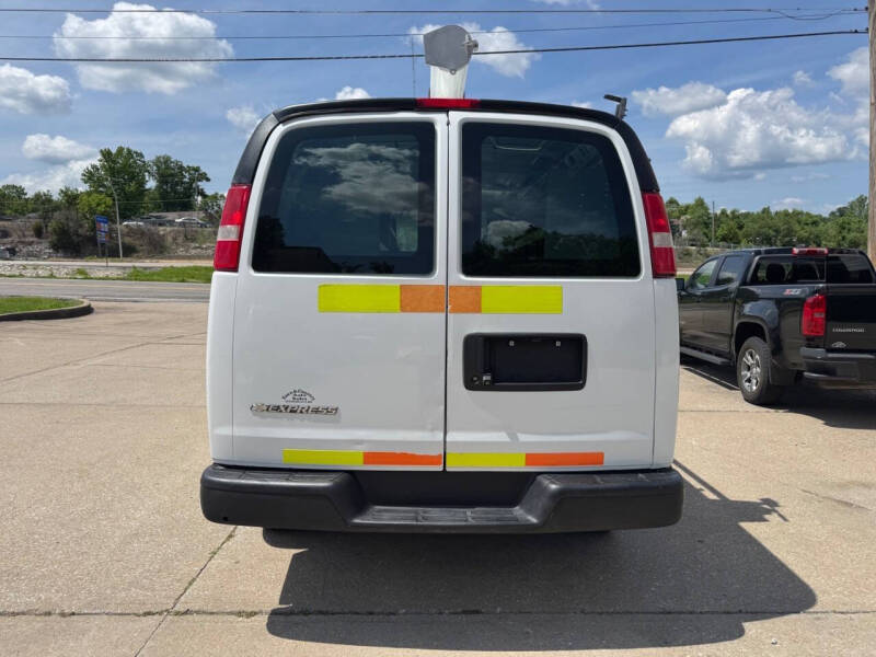 2013 Chevrolet Express 2500