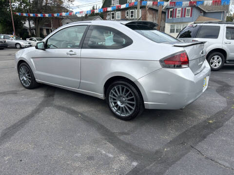 2010 Ford Focus SES