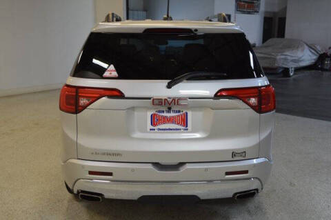 2019 GMC Acadia Denali