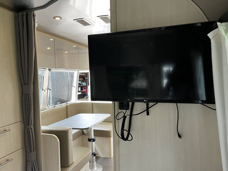 2021 Airstream Flying Cloud