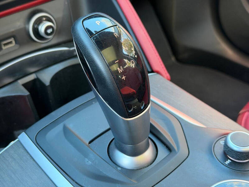 2019 Alfa Romeo Stelvio Ti