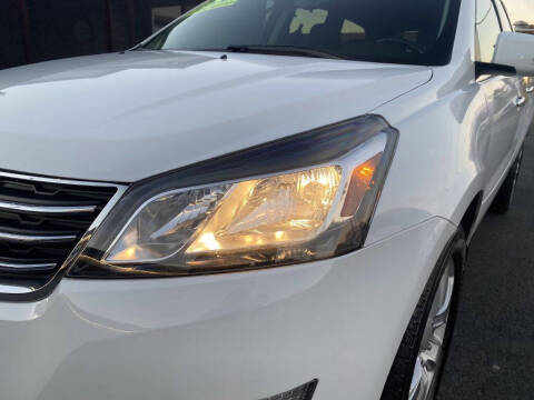 2017 Chevrolet Traverse LT