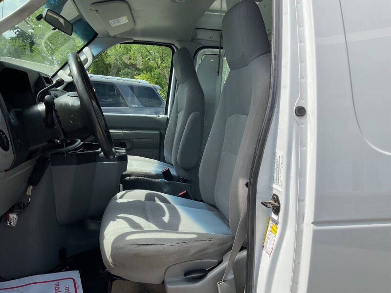 2013 Ford E-Series E-250