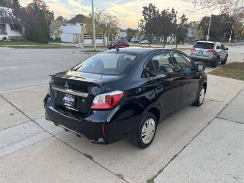 2022 Mitsubishi Mirage G4 ES