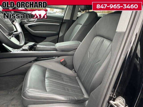 2022 Audi e-tron quattro Premium