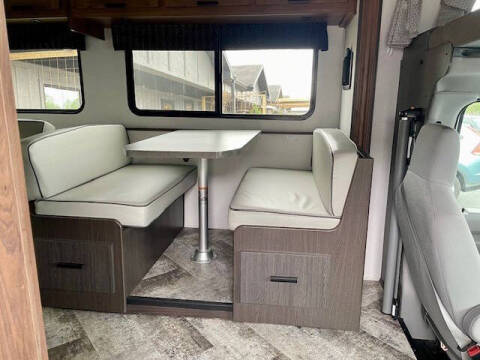 2021 FORESTER LE 2551DSC Class C 2551 DSC