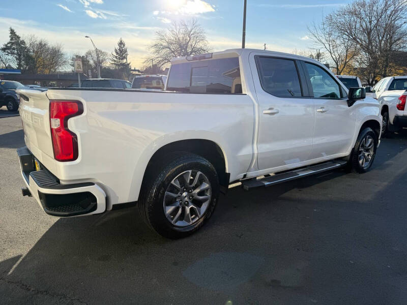 2020 Chevrolet Silverado 1500 RST photo 6