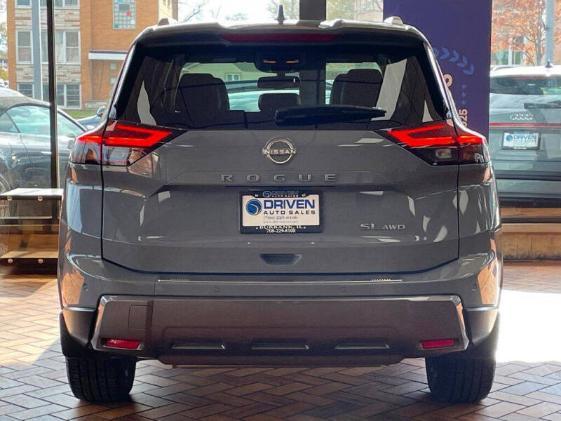 2024 Nissan Rogue SL