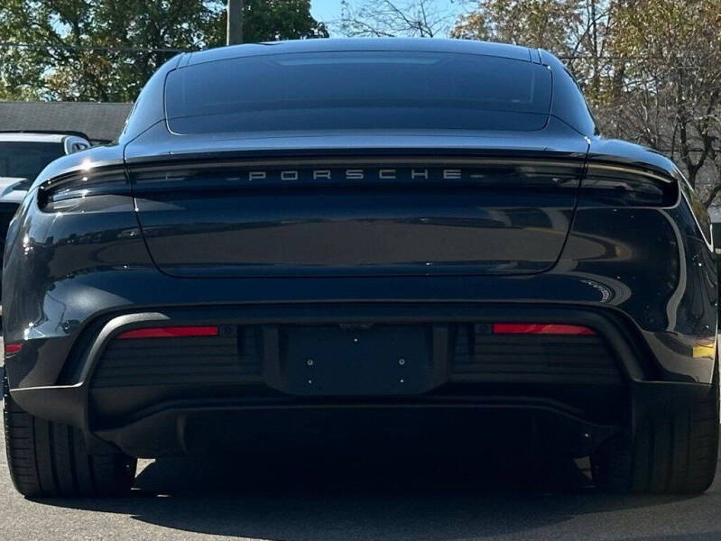 2022 Porsche Taycan