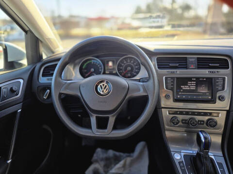 2016 Volkswagen e-Golf SE