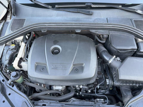 2016 Volvo XC60 T5 Drive-E Premier