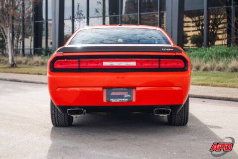 2008 Dodge Challenger SRT8