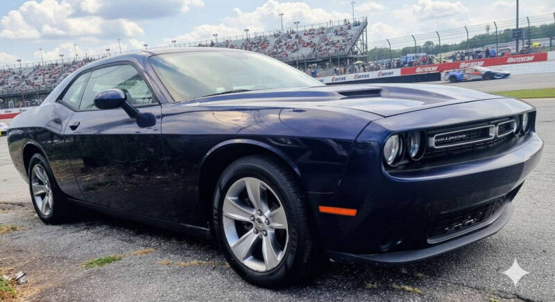 2017 Dodge Challenger SXT