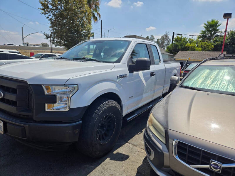 2015 Ford F-150 XL's photo