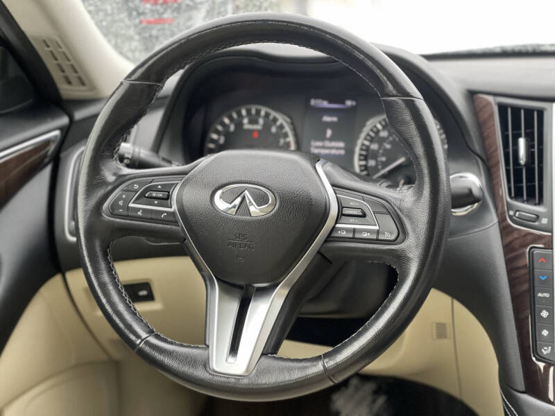 2018 Infiniti Q50 3.0T Luxe