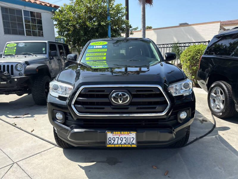 2019 Toyota Tacoma SR5 photo 18