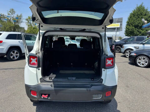 2016 Jeep Renegade Trailhawk
