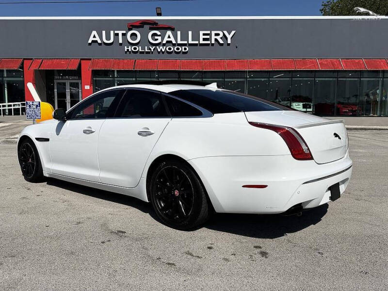 2014 Jaguar XJ