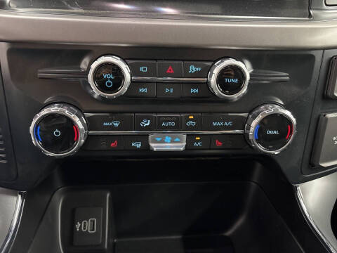 2025 Ford F-150 Lightning XLT