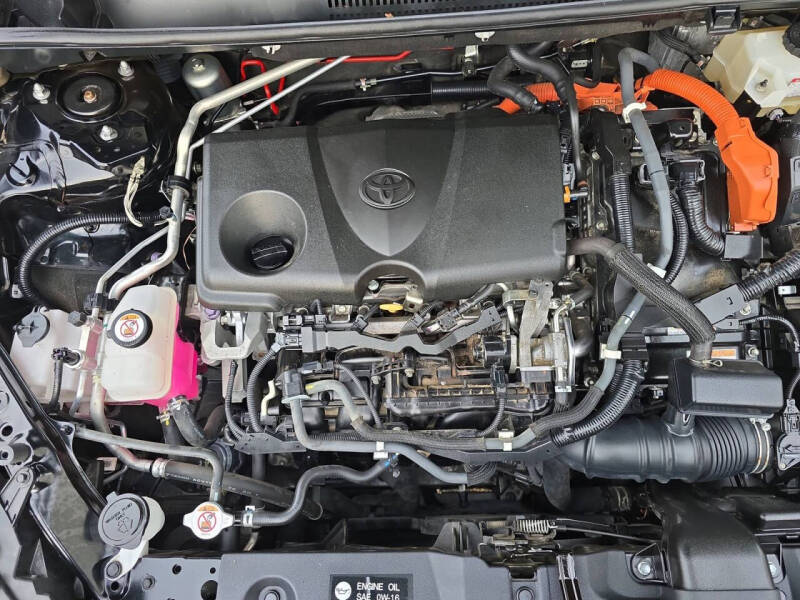 2020 Toyota RAV4 Hybrid LE