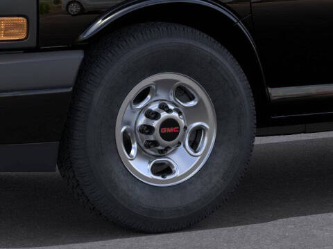 2025 GMC Savana 2500