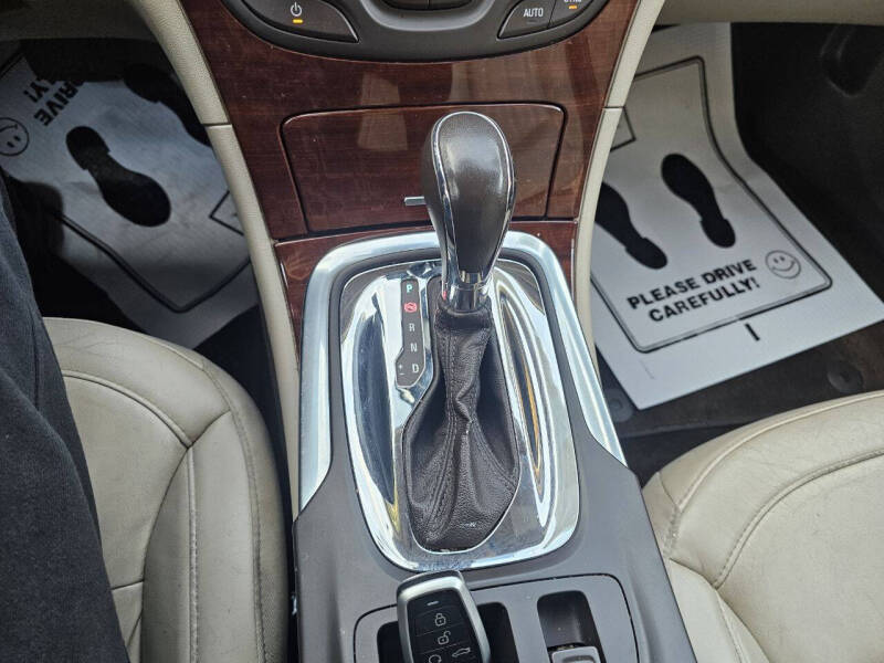 2017 Buick Regal Premium II