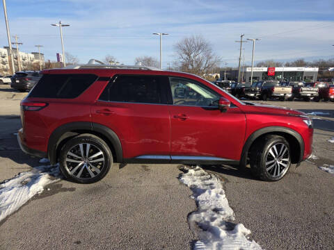 2024 Nissan Pathfinder Platinum