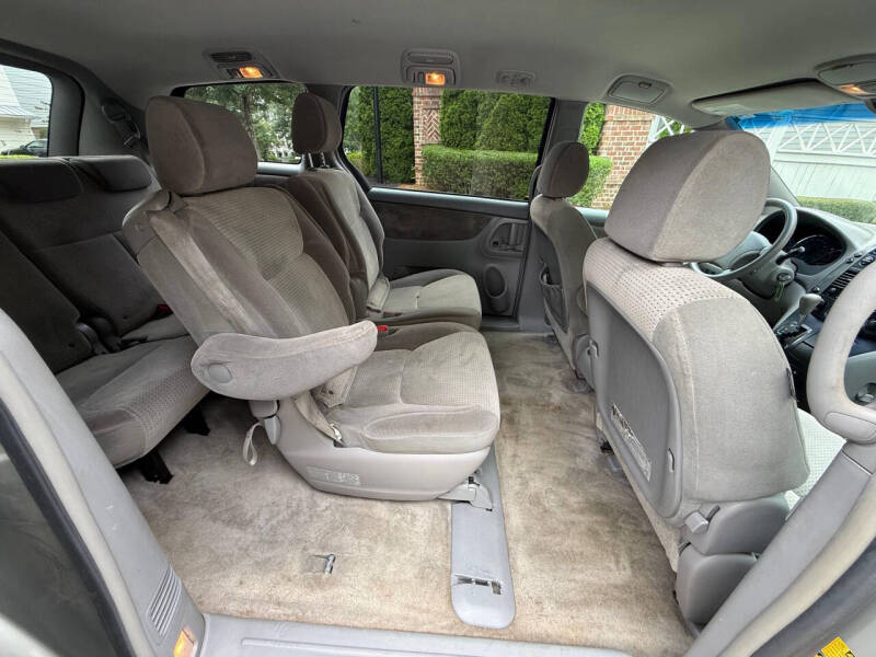 2006 Toyota Sienna LE 7 Passenger