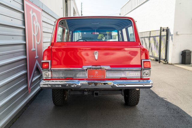 1968 Jeep Wagoneer 52