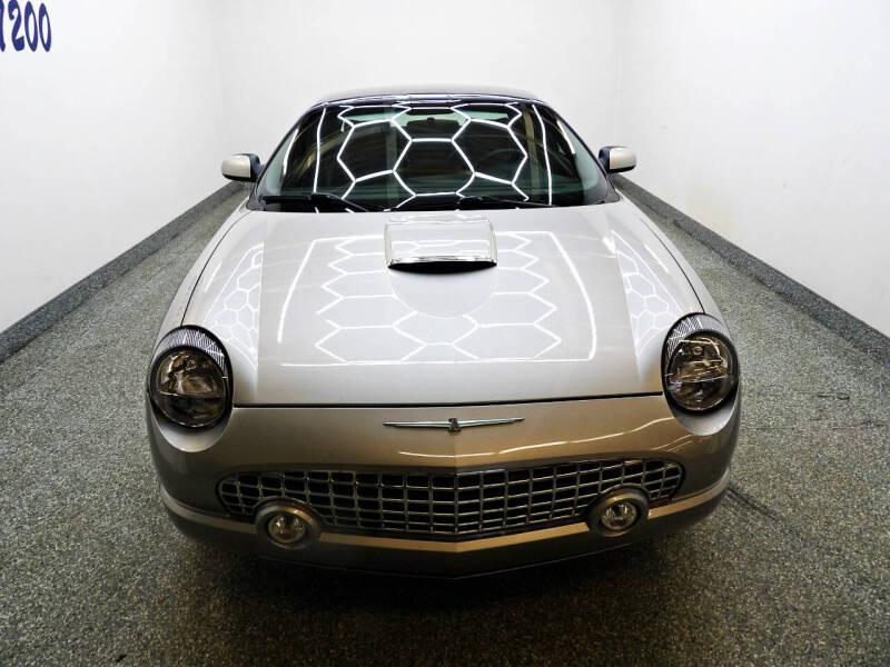 2004 Ford Thunderbird Deluxe