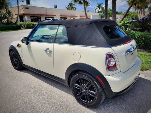 2013 MINI Convertible Cooper