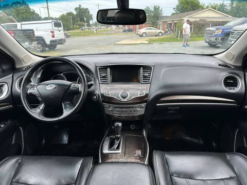 2017 Infiniti QX70