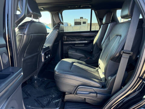 2023 Ford Expedition Platinum