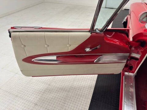 1958 Ford Thunderbird