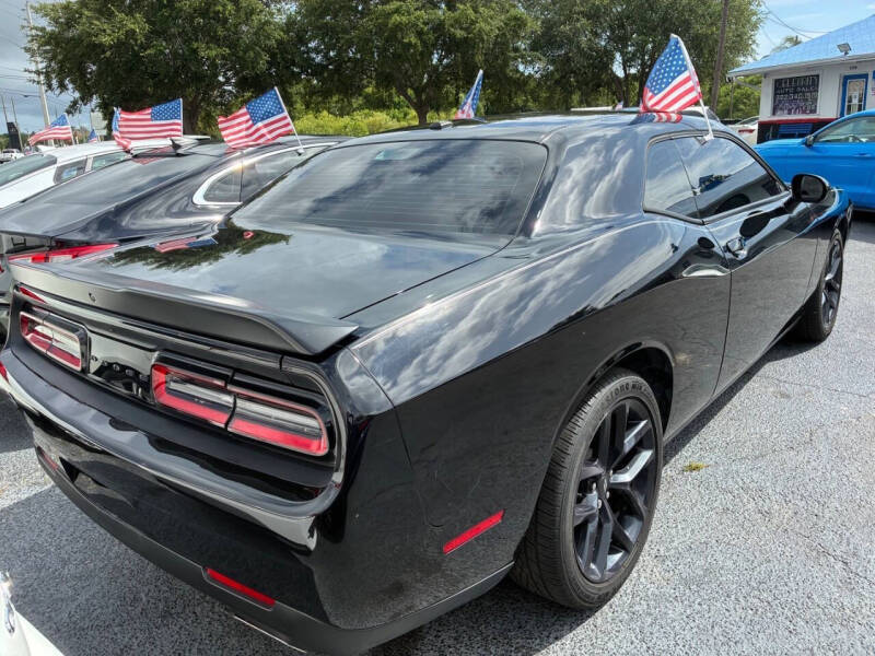 2020 Dodge Challenger SXT