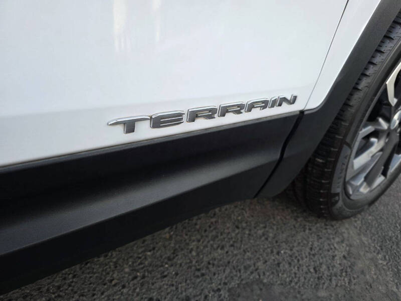 2023 GMC Terrain SLT