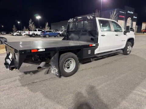2022 Chevrolet Silverado 3500HD CC Work Truck