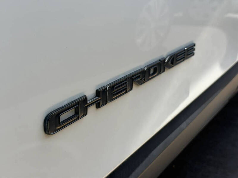 2019 Jeep Cherokee Altitude