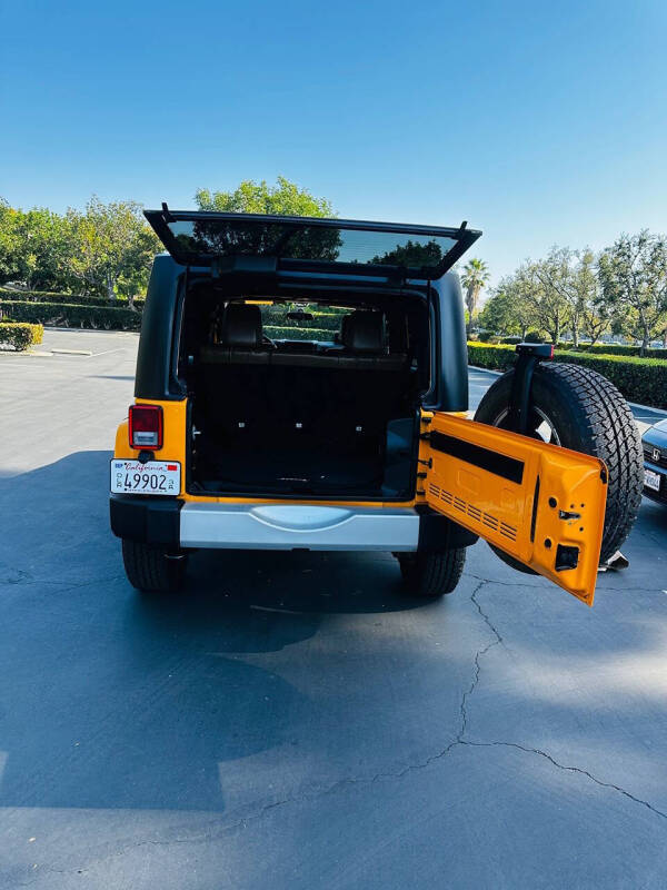 2012 Jeep Wrangler Unlimited Sahara