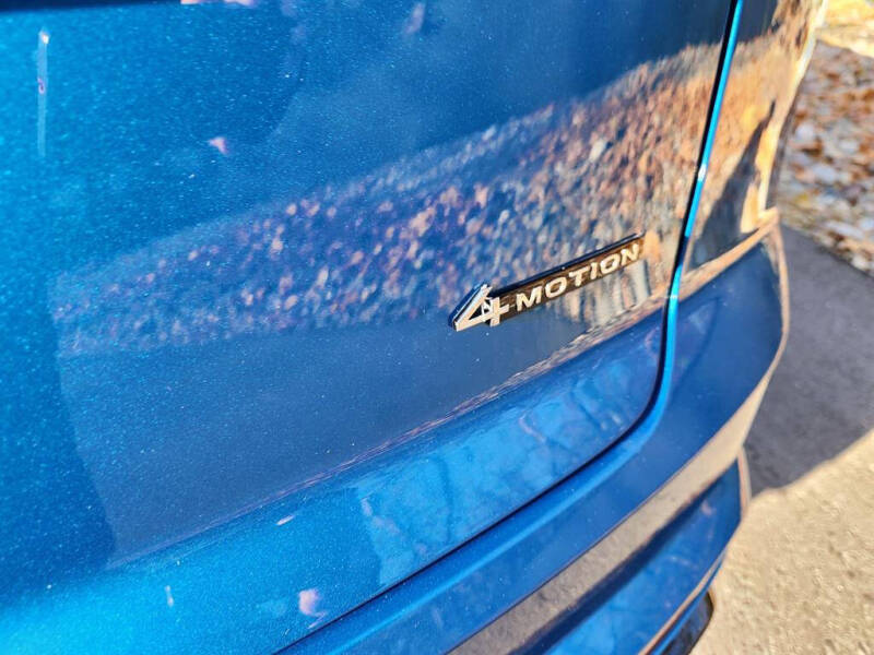 2025 Volkswagen Atlas Cross Sport SEL Premium R-Line 4Motion