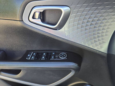 2023 Kia Soul EX