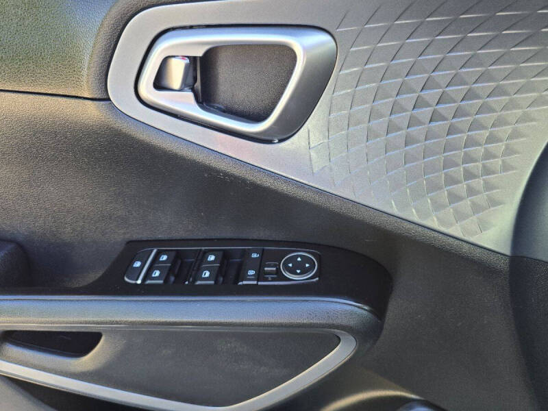 2023 Kia Soul EX