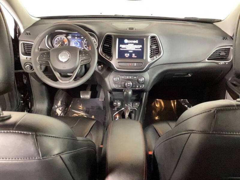 2022 Jeep Cherokee Trailhawk