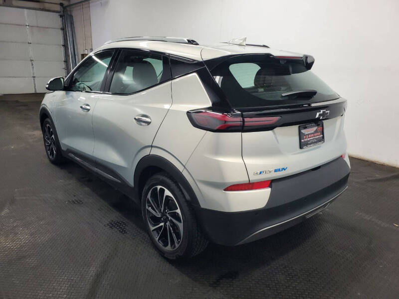 2023 Chevrolet Bolt EUV Premier photo 5