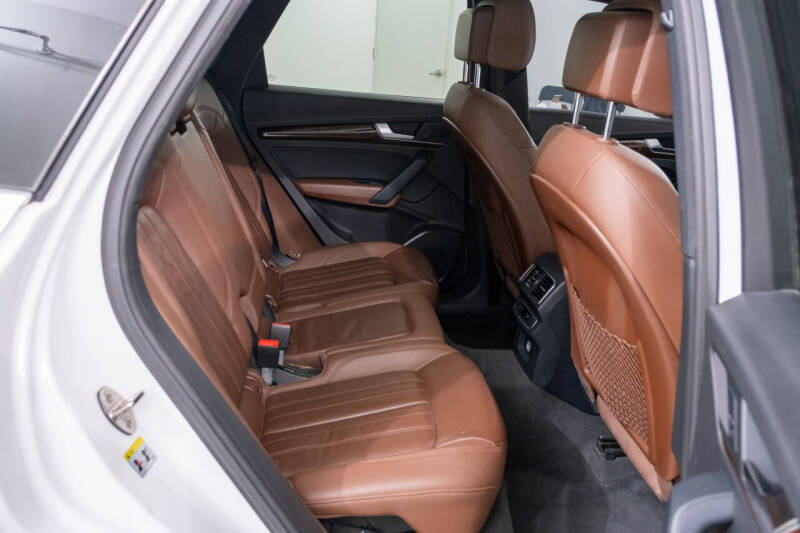 2018 Audi Q5 2.0T quattro Premium Plus