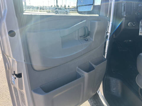 2016 Chevrolet Express LS 2500