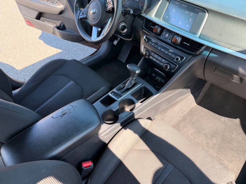 2019 Kia Optima LX