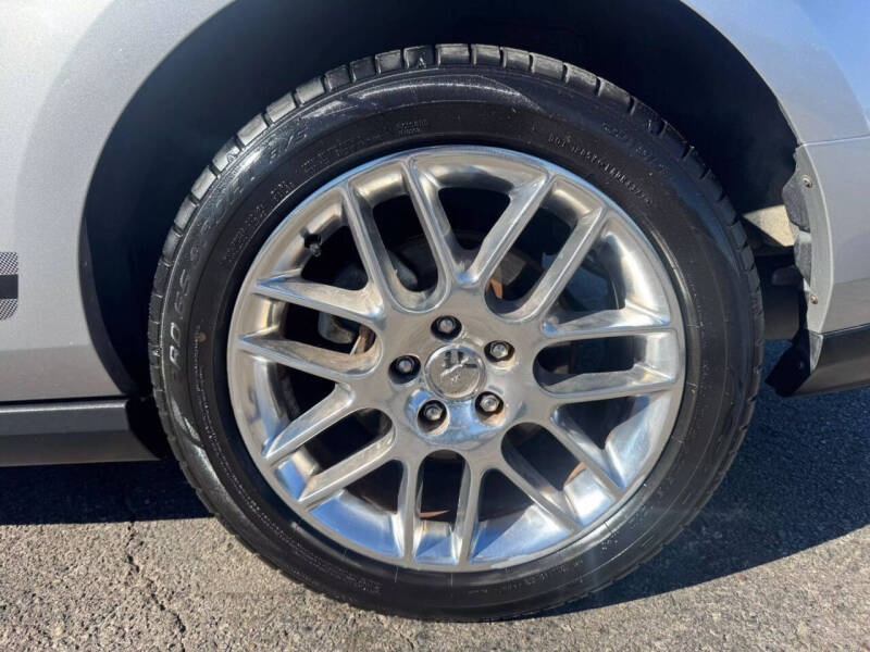 2012 Ford Mustang V6 Premium